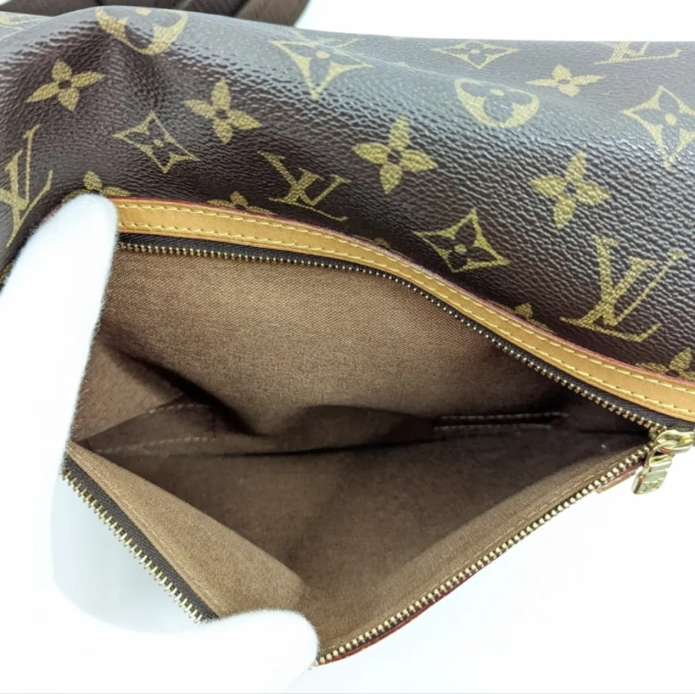 ✨️Authentic Louis Vuitton Bosphore PM monogram Crossbody Bag - Picture 12 of 14